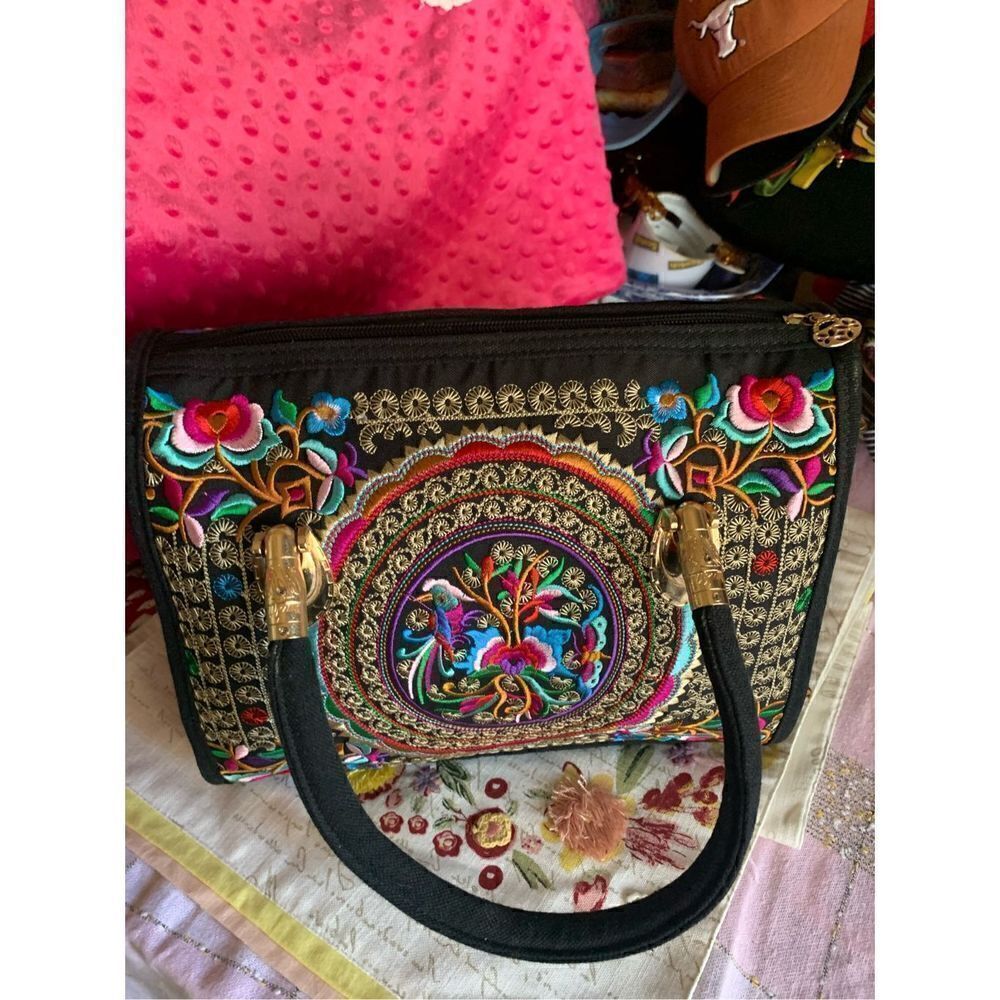 DAUBDO Embroidered Handbag Amazon - Picture 3 of 10